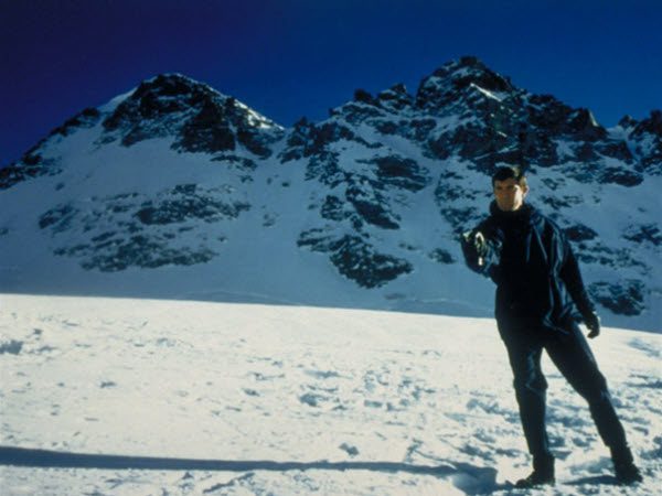 George Lazenby plays Bond in Canada’s Auyuittuq National Park