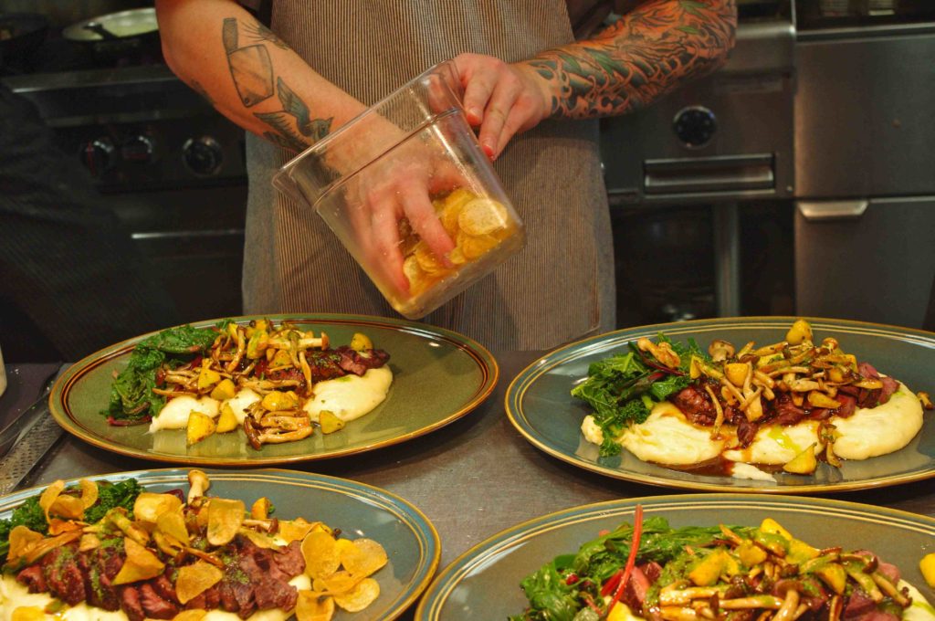 plating restaurant food