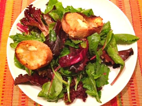 Salad with goat's cheese