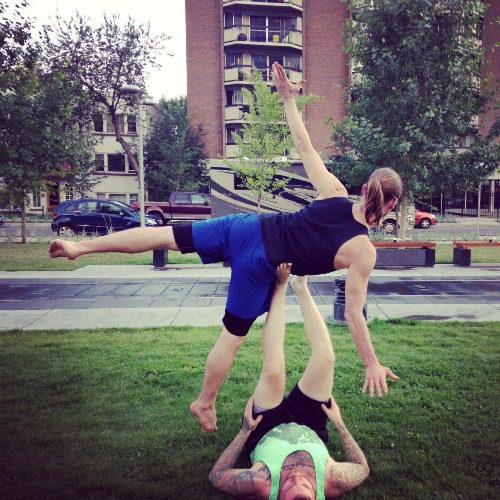 partner yoga
