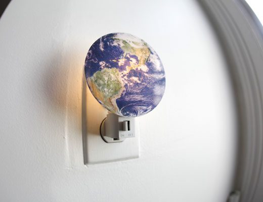 planet night light