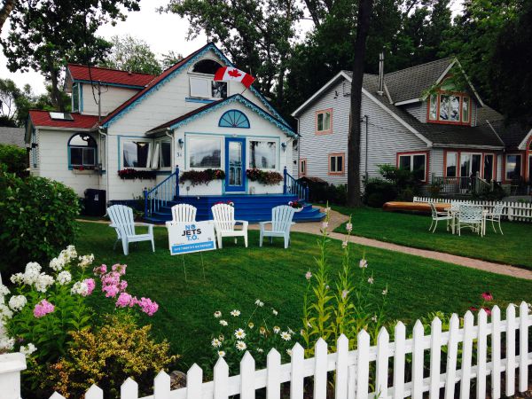 toronto island house