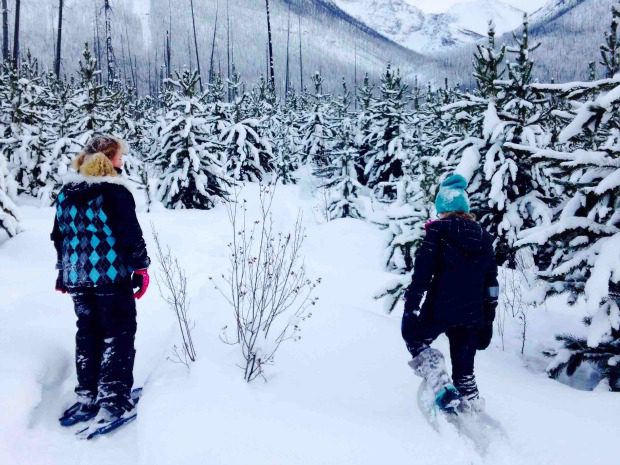 girls snowshoeing
