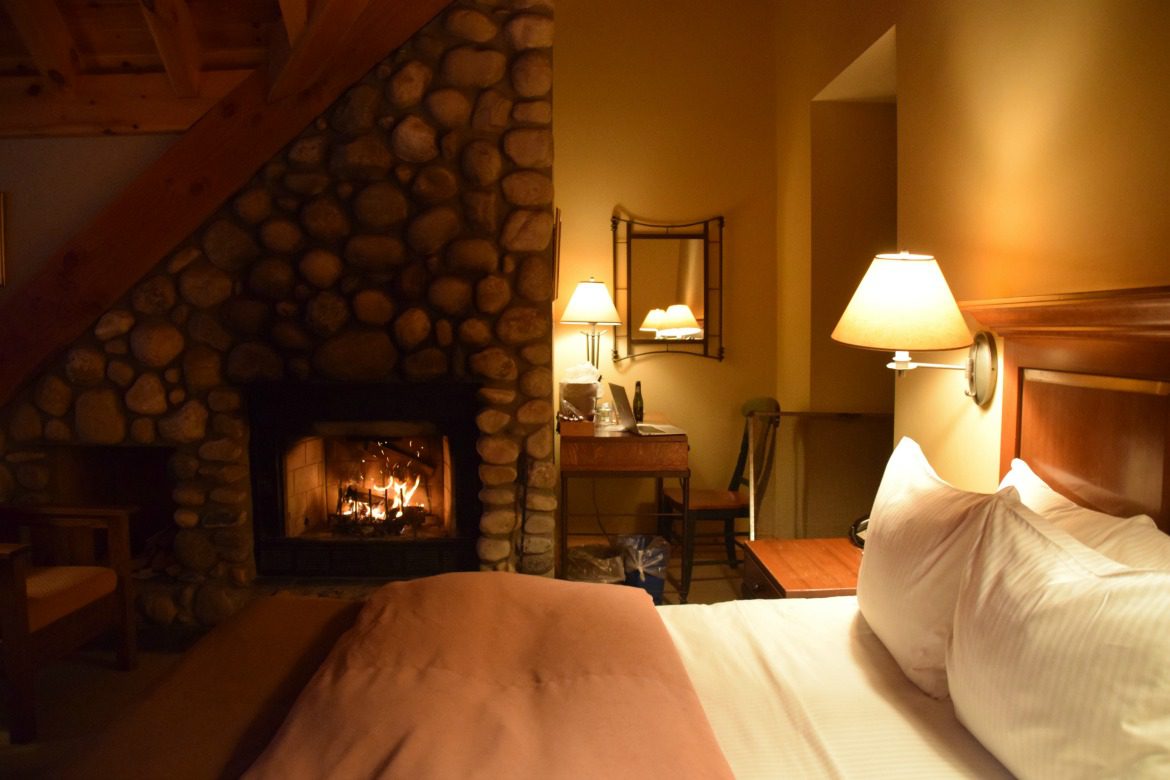 buffalo mountain lodge hotel room