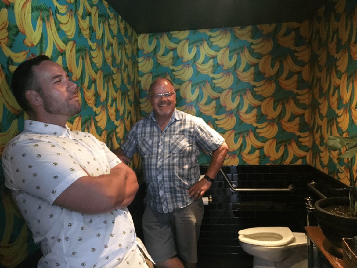 news bob and I'm Mr. Fabulous