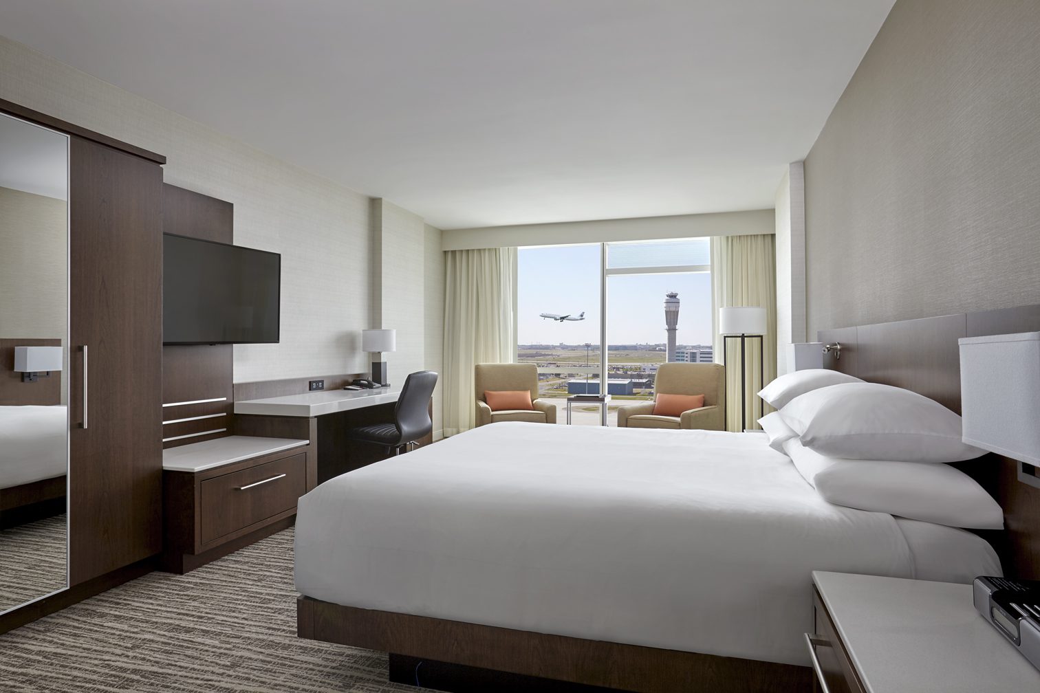 Why you should stay at the Calgary Airport Marriott Hotel