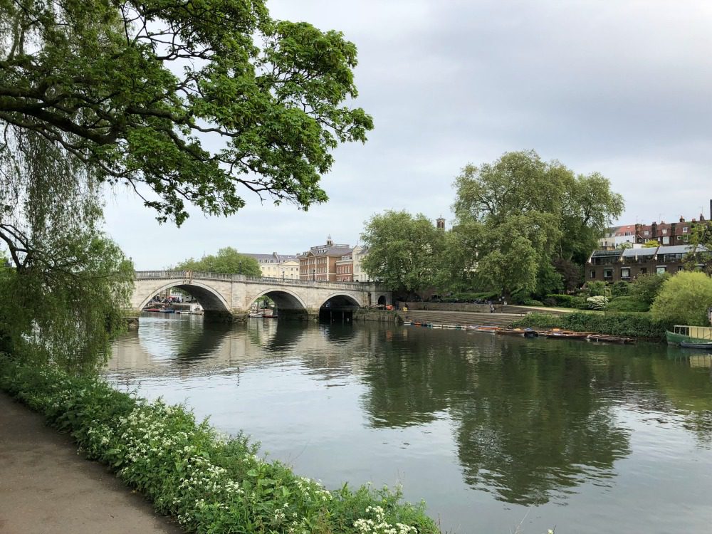Thames path Richmond