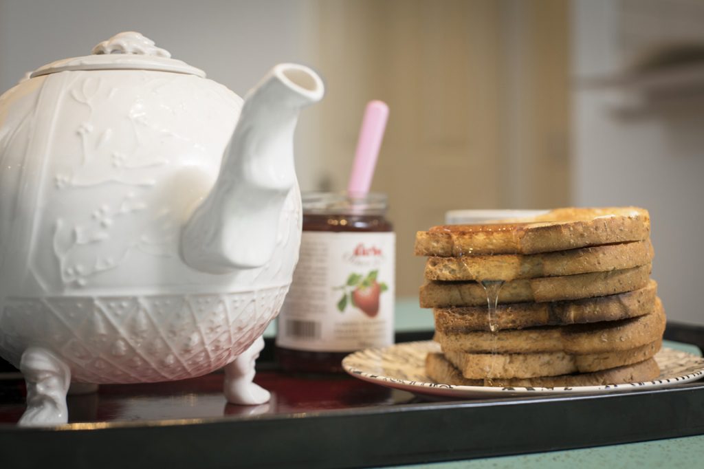 teapot toast, jam