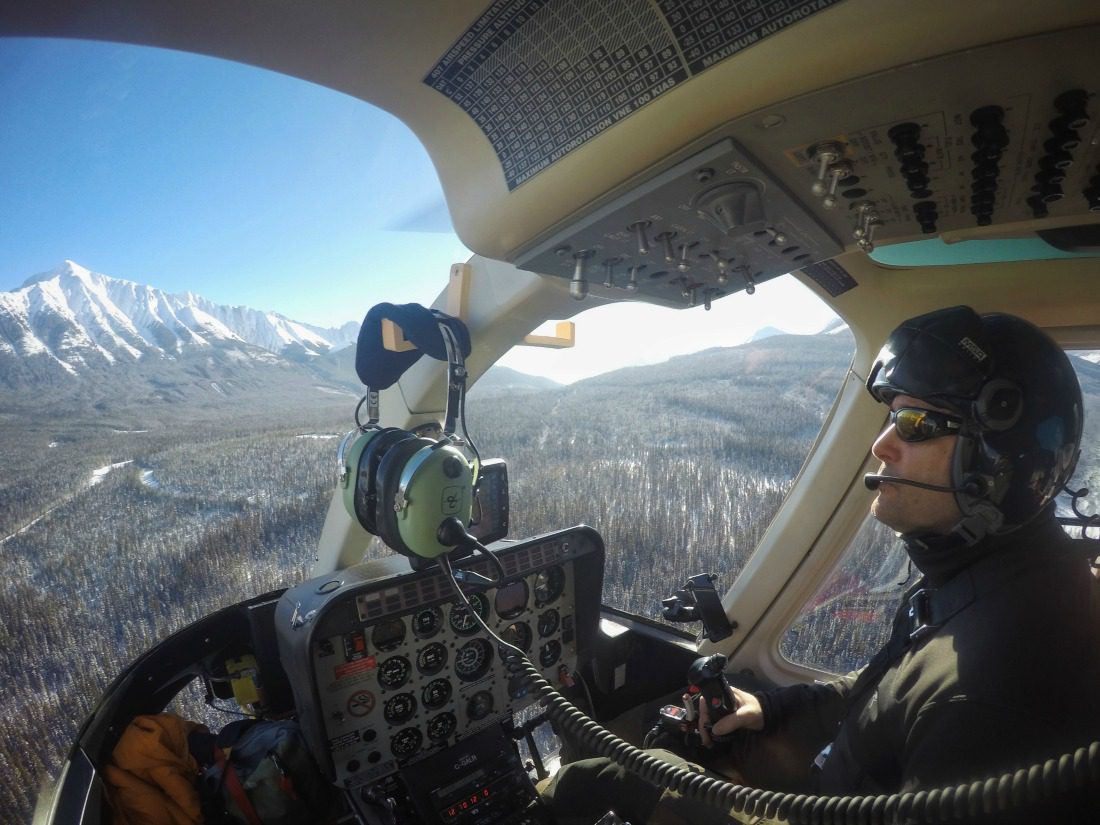 helicopter sightseeing tour banff