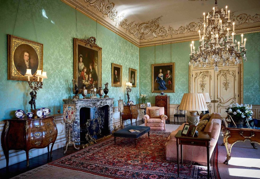 ladies drawing room