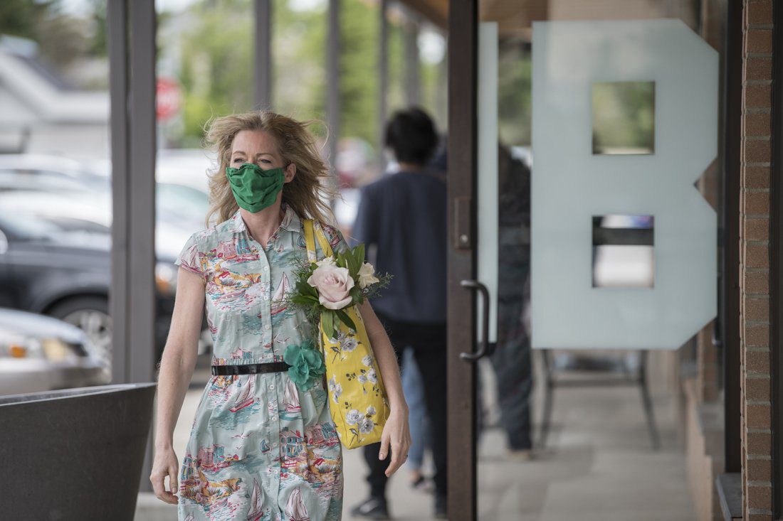 covid 19 outdoor shopping