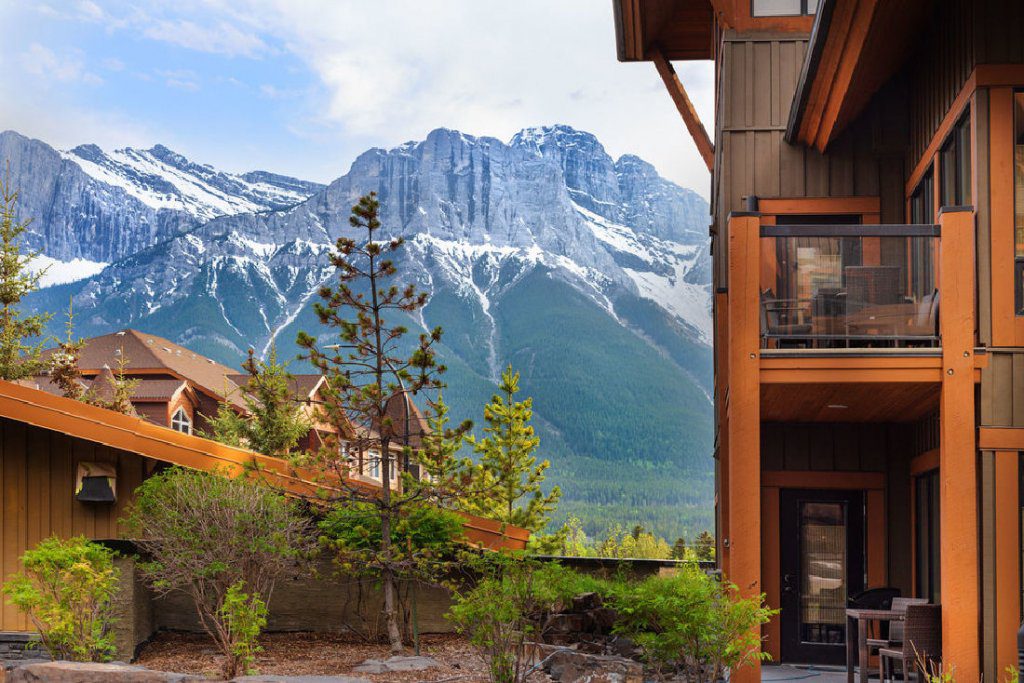 solara resort canmore