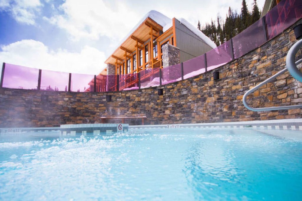 banff hot tub
