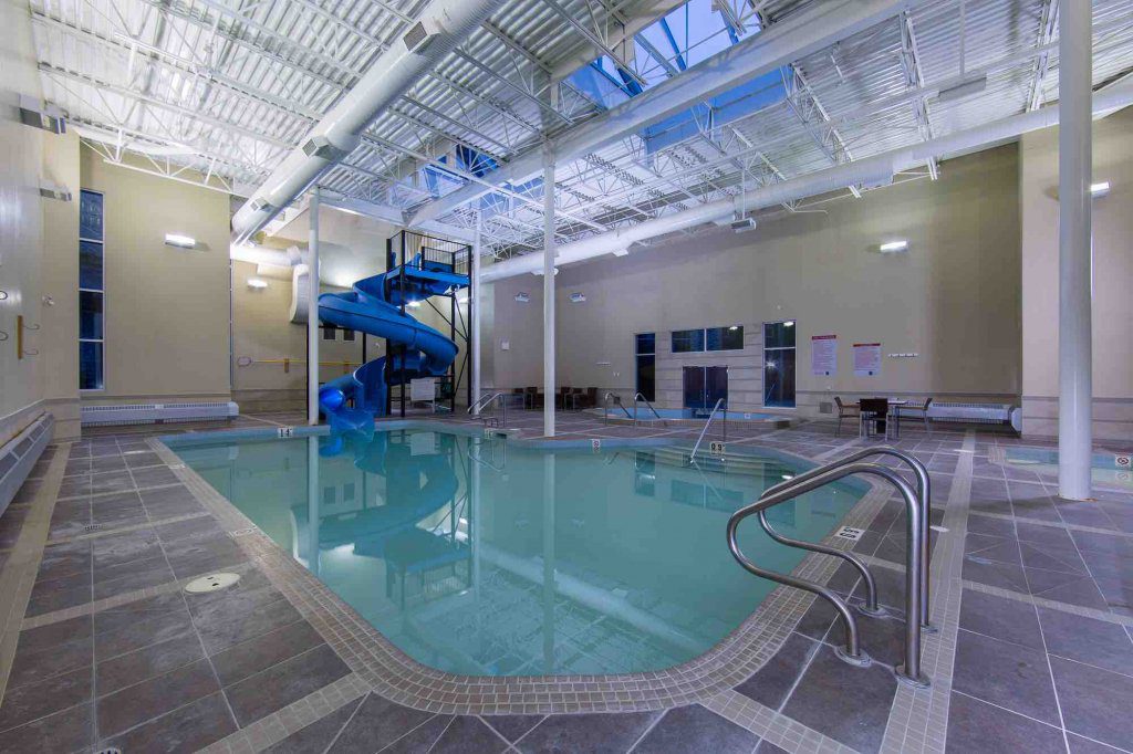 Grand Rockies Resort pool