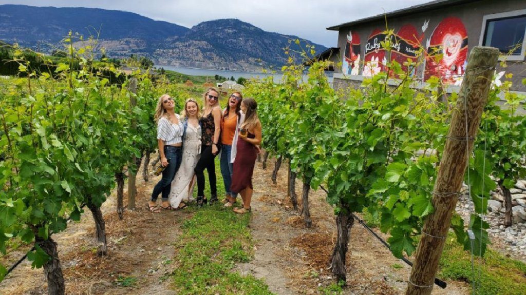 naramata bench wine tours