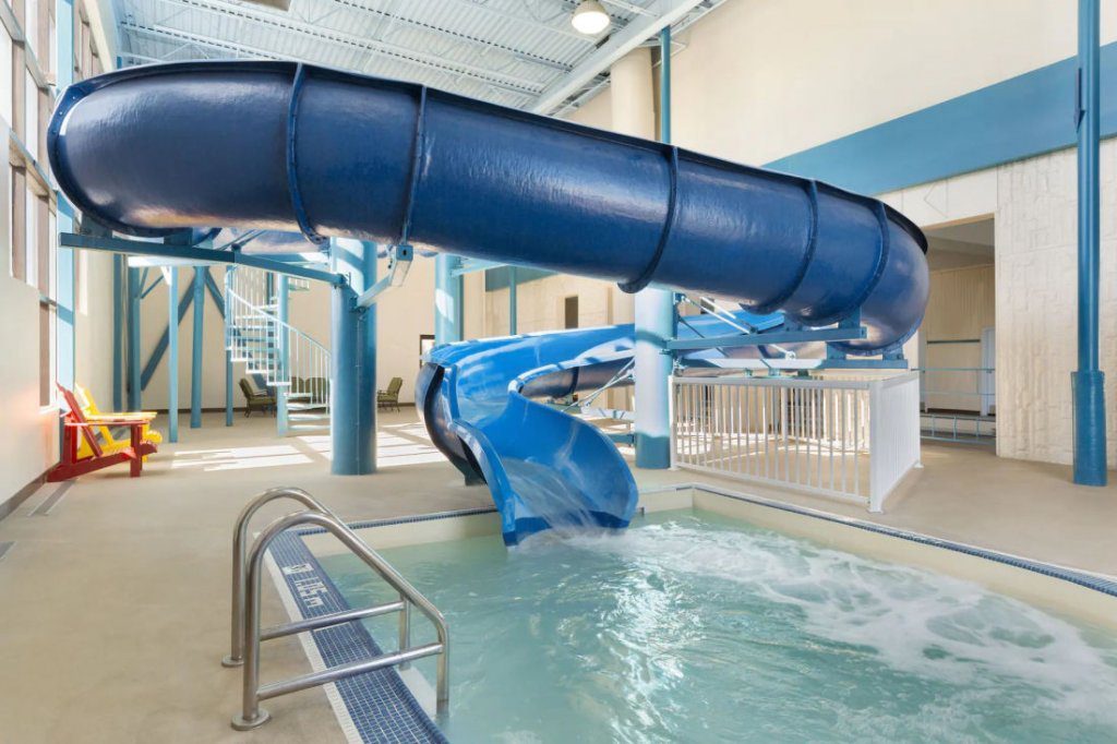 water slide hotel edmonton