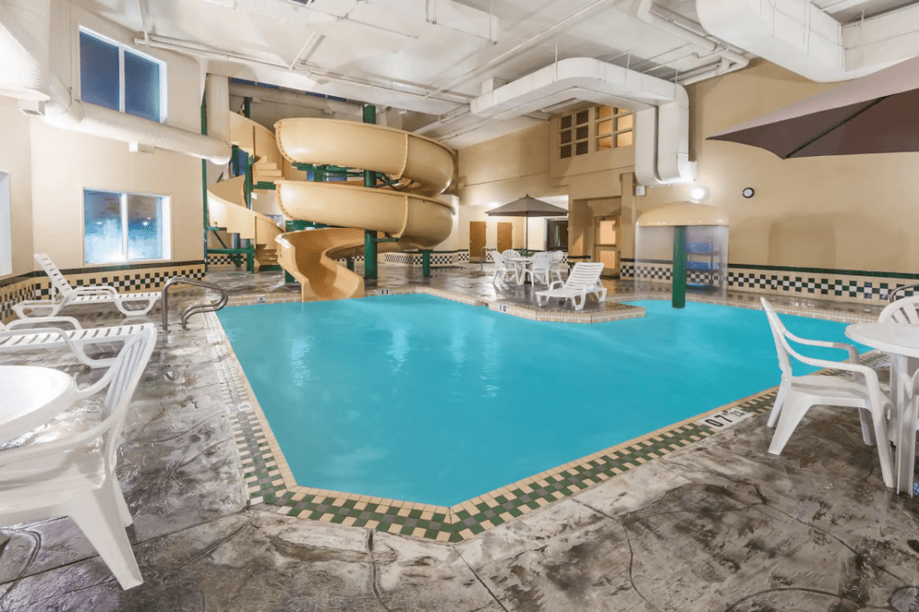 Edmonton Hotels with Waterslides
