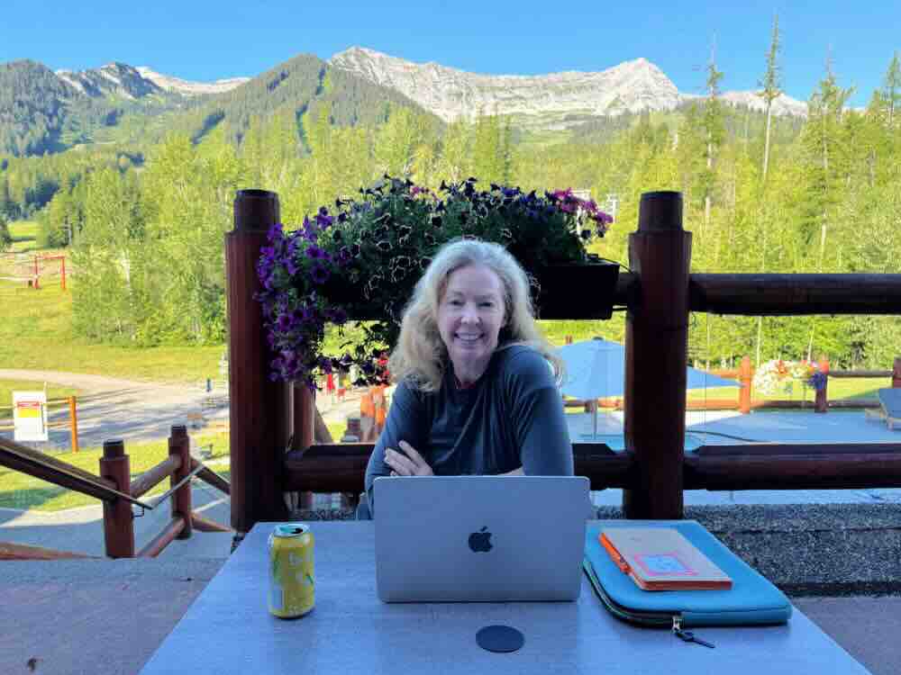 outdoor patio lizard creek lodge