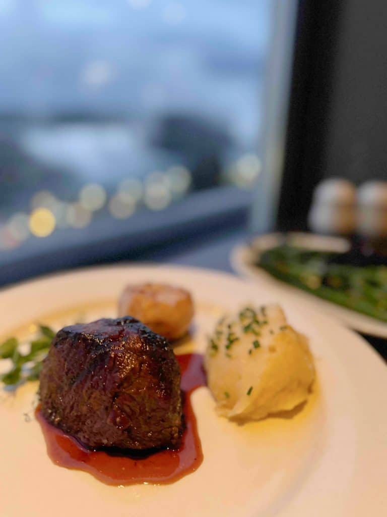 where to eat niagara falls canada