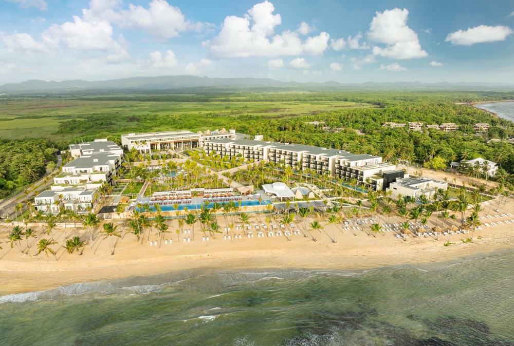 Beacn and ocean view W Punta Canad